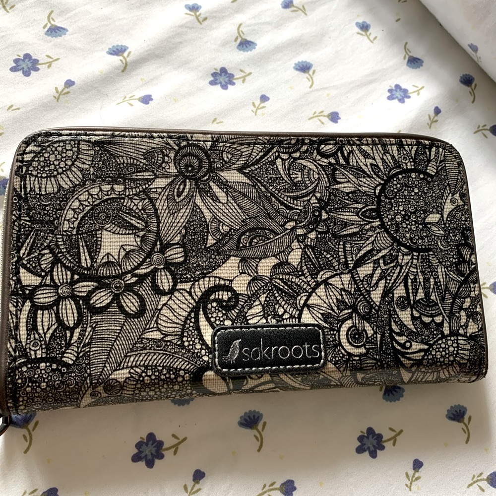 Black and white wallet